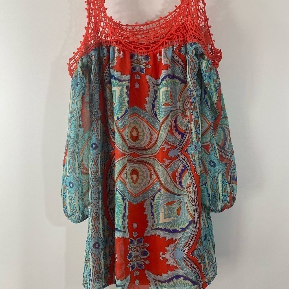 Speeckless Cold Shoulder Top